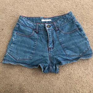 High-waisted booty shorts